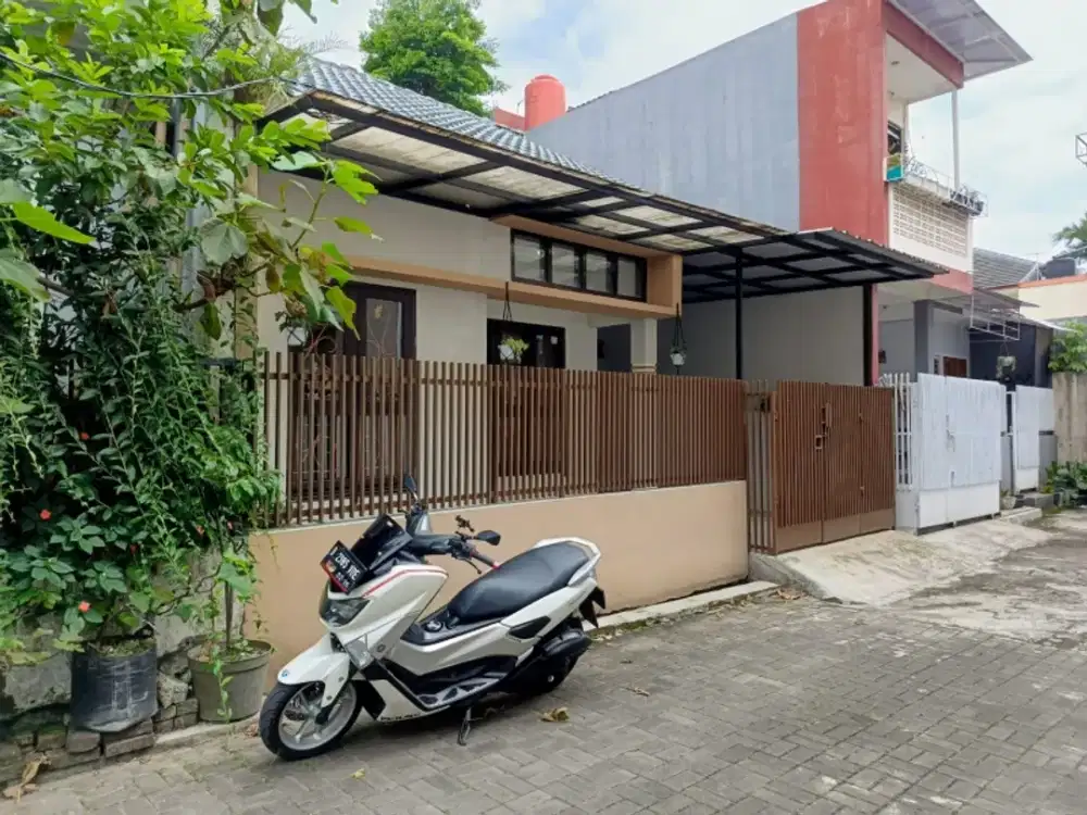 Dijual Rumah Minimalis Komp Sariwangi