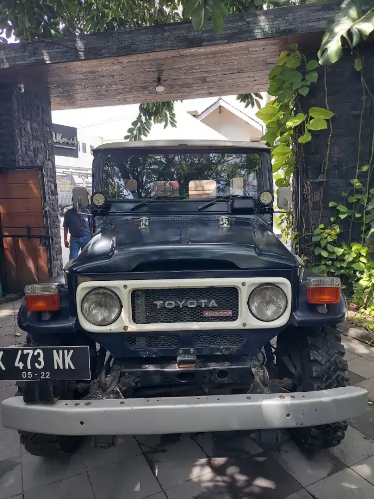 Hardtop BJ 40th 1983 asli diesel 4x4 masih standard semua