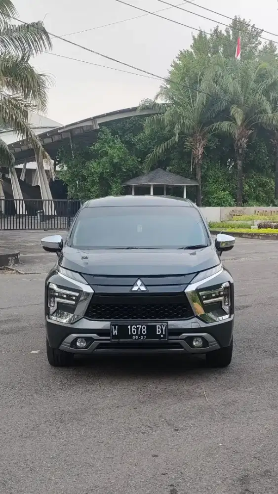 Km 40rb xpander ultimate 1.5 matic abuabu 2022 full ori surabaya
