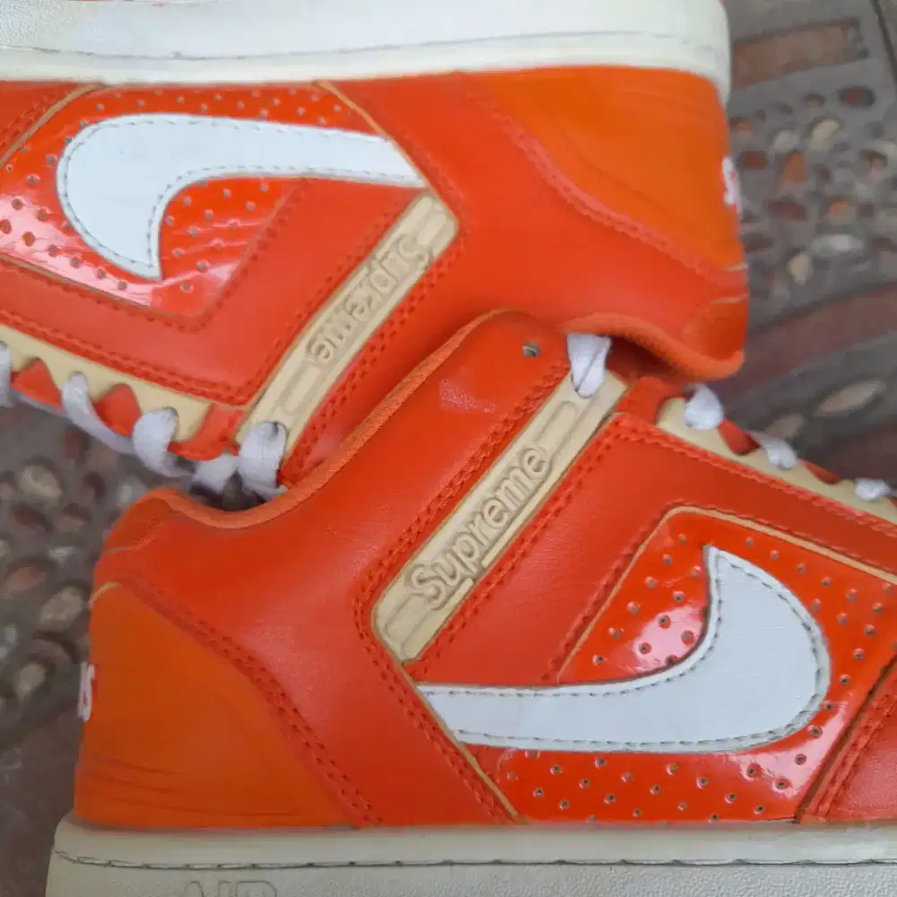 SZ43 NIKE AF2 SUPREME SB DUNK KOLEB