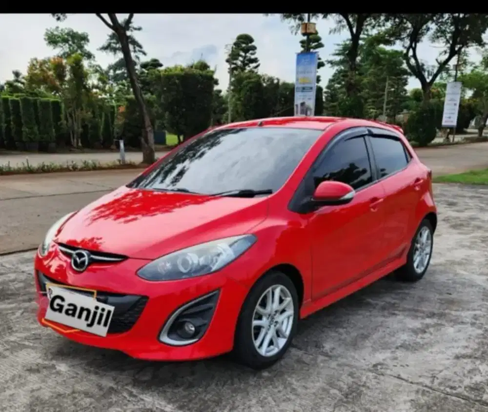 Mazda 2 1.5 RZ AT 2013.TDP 20 JT angs 4.051