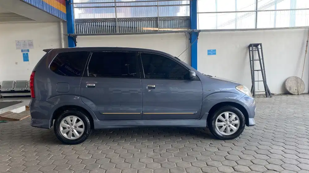 Avanza S 2010 manual transmisi mobil keluarga oke  buat jarak jauh