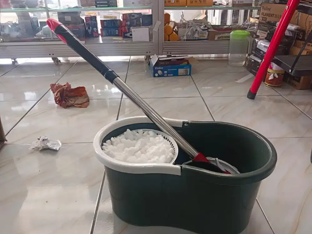 Spin Mop Alat Pel Putar