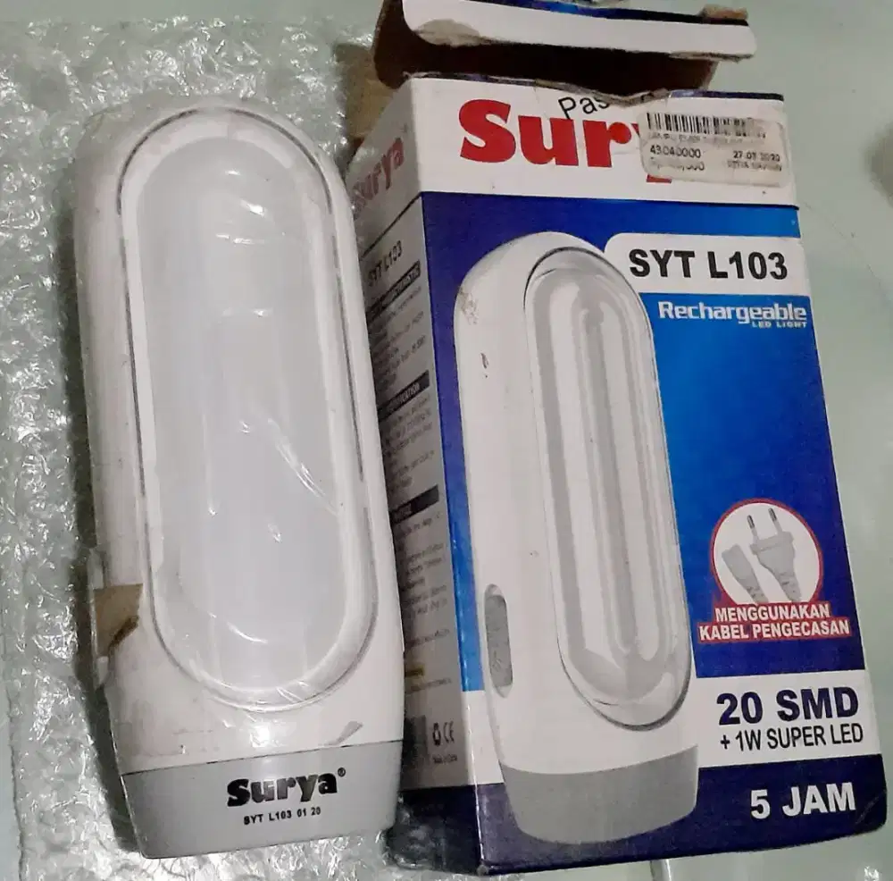 Lampu merek surya