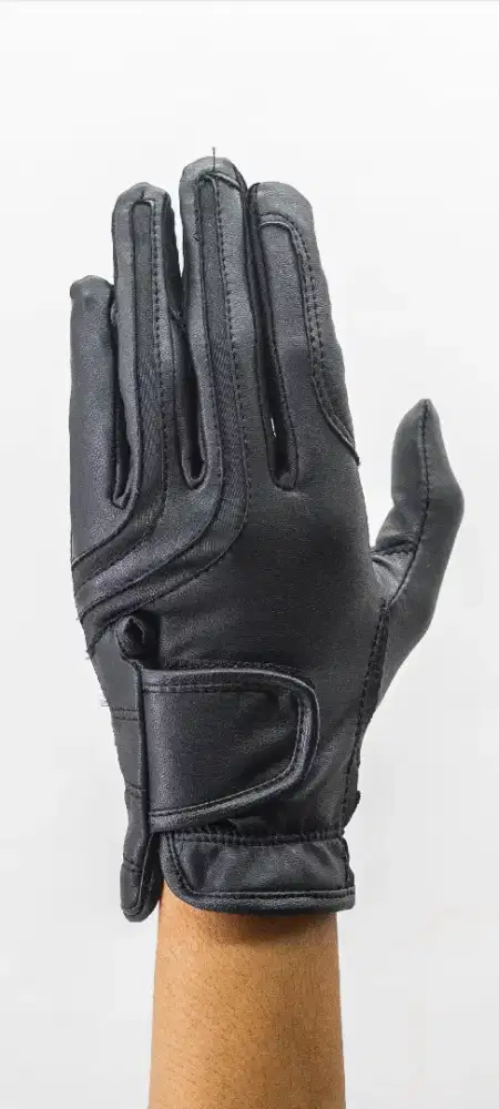 Dibutuhkan penjahit untuk sarung tangan (bukan untuk pabrik)