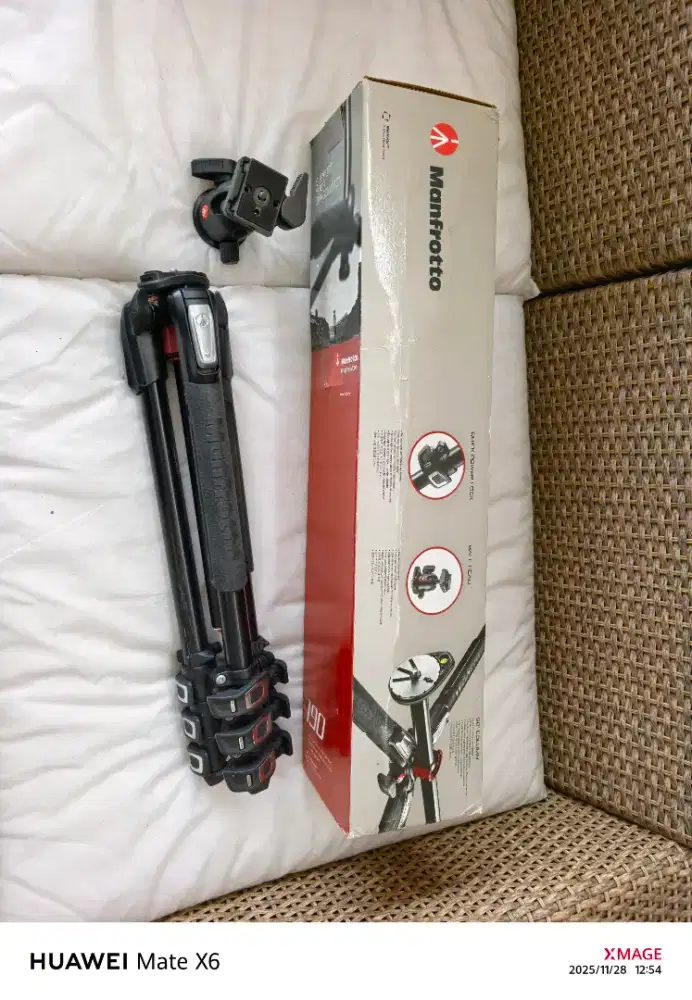 tripod manfrotto + ball head mk190xpro4