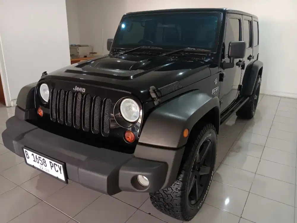 Rubicon 3.6 L/AT Pentastar , Axle Lock , Swaybar 4x4 Bensin 2012