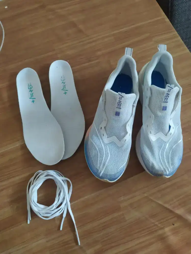 sepatu running li-ning dark horse original.size 40 good condition