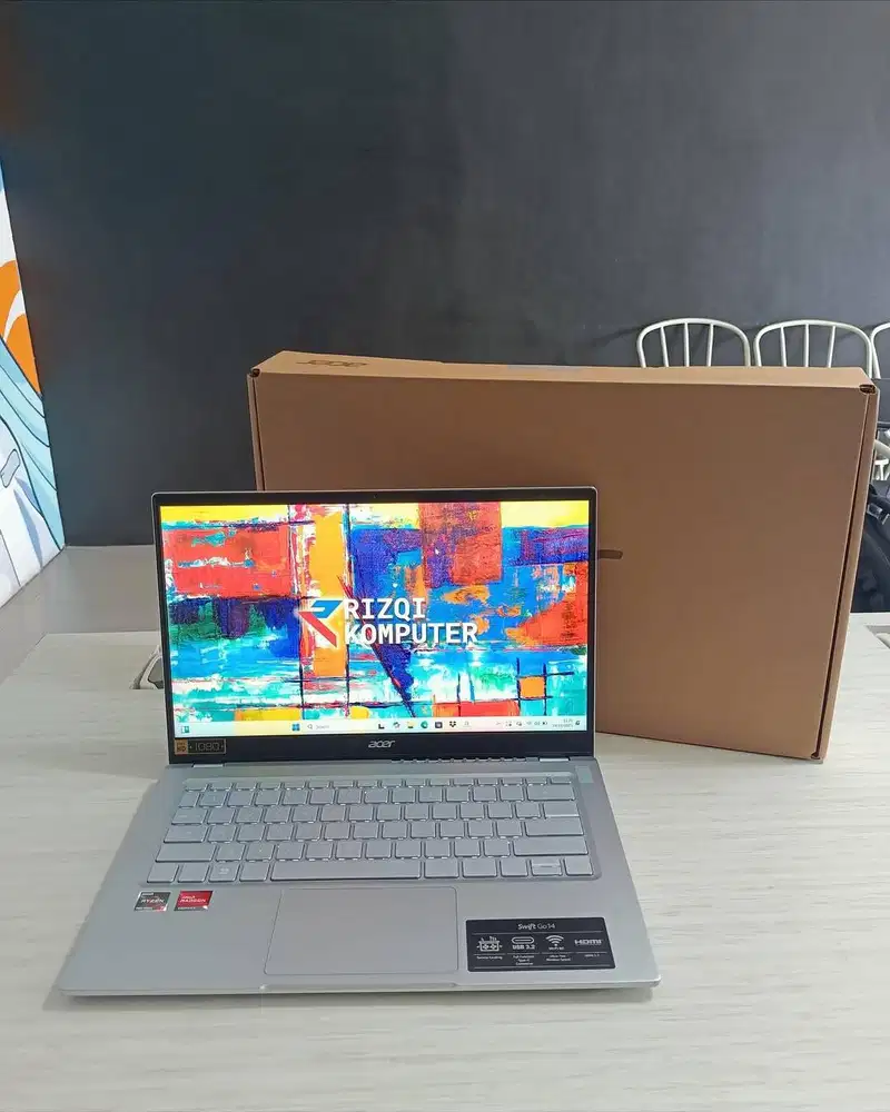 Acer Swift GO 14 SFG14-41  LIKE NEW  AMD Ryzen 7 7730U Ram 16 SSD 512