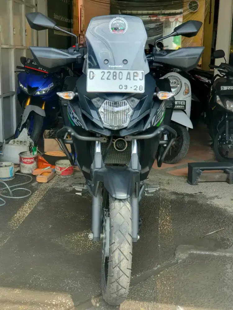 Kawasaki Versys 250 Tahun 2023