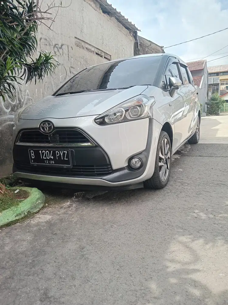 Toyota Sienta 2016 Bensin