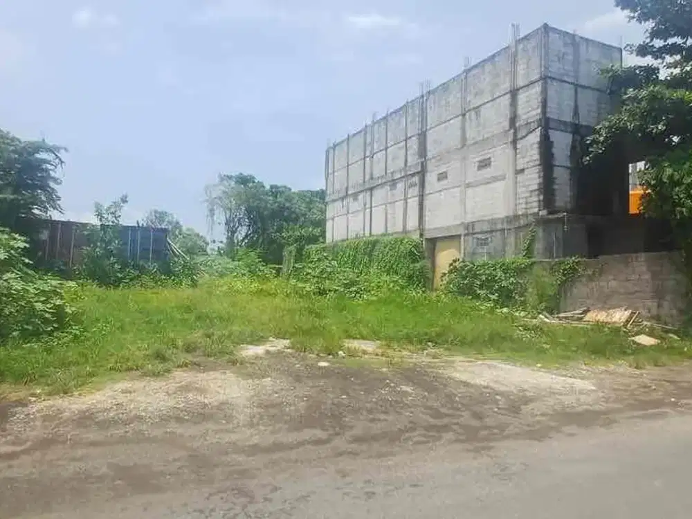 Di jual tanah 
Lokasi di Jalan Pandawa -  Dewi Sri Legian Kuta Badung Bali