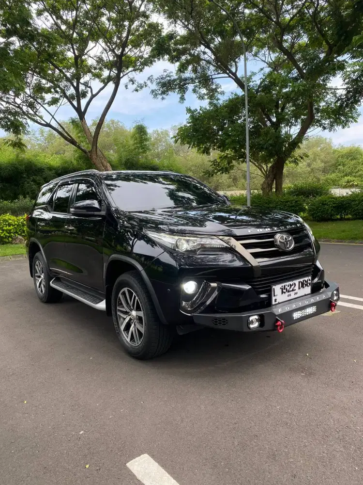 FORTUNER VRZ 2018 SUPER LOW KM 70 RB
