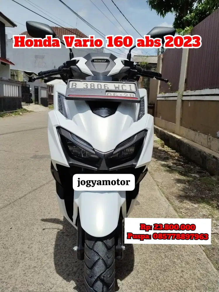 (B) honda vario  160 abs 2023