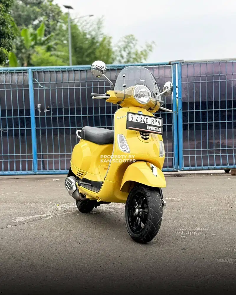 VESPA LX 125 IGET 2018 BERGARANSI