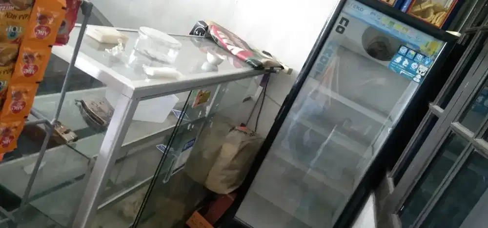 jual etalase dan socase