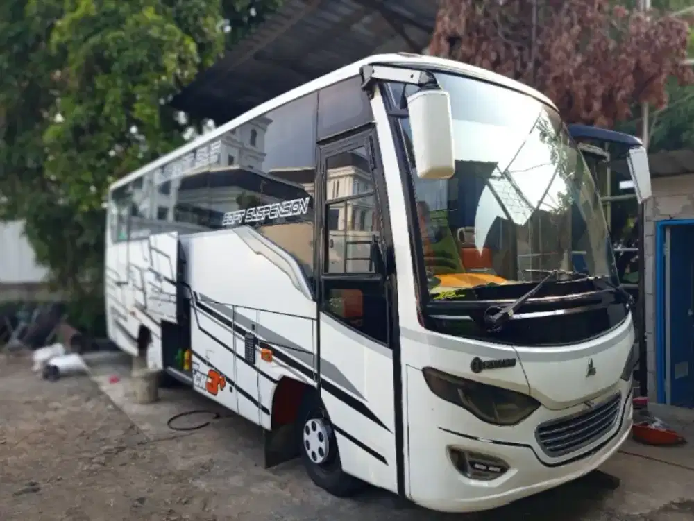 Jual bus CANTER FE 84 tahun 2018