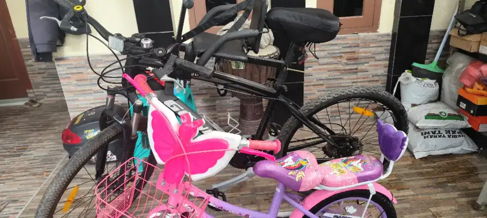 Jual Sepeda 2pcs, merk Genio dan Sepeda anak Atlantis