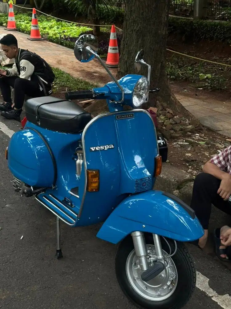 Vespa PX 150 tahun 1980