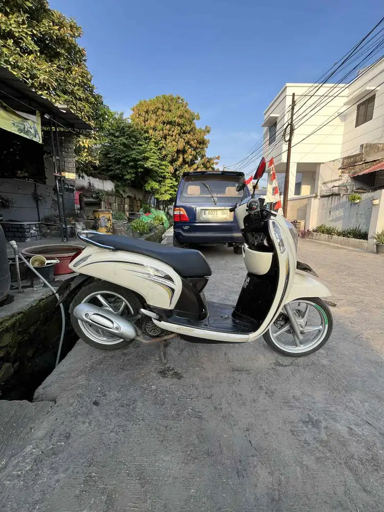 HONDA SCOOPY ESP 2015