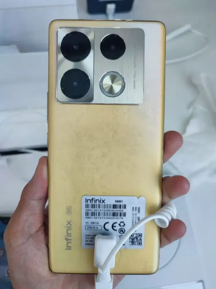 INFINIX NOTE 40 PRO 5G GRESS MULUS LIKE NEW