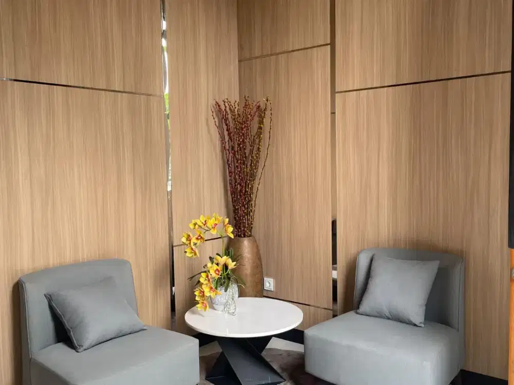 Dijual Town House Mayang PIK LT.9,4x16m2 Semi Furnish Harga Nego