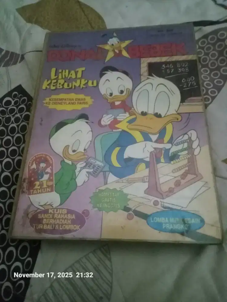 Bendelan komik donal bebek lawas