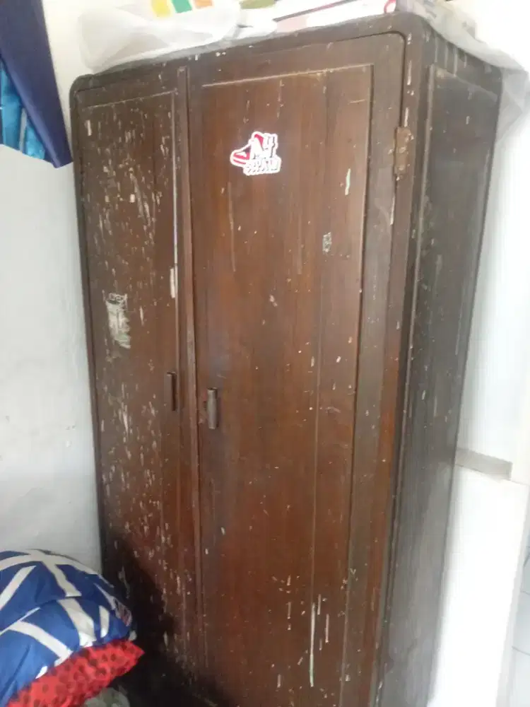 Lemari jati jadoel m tempat tidurnya jati dekat alun2 bandung