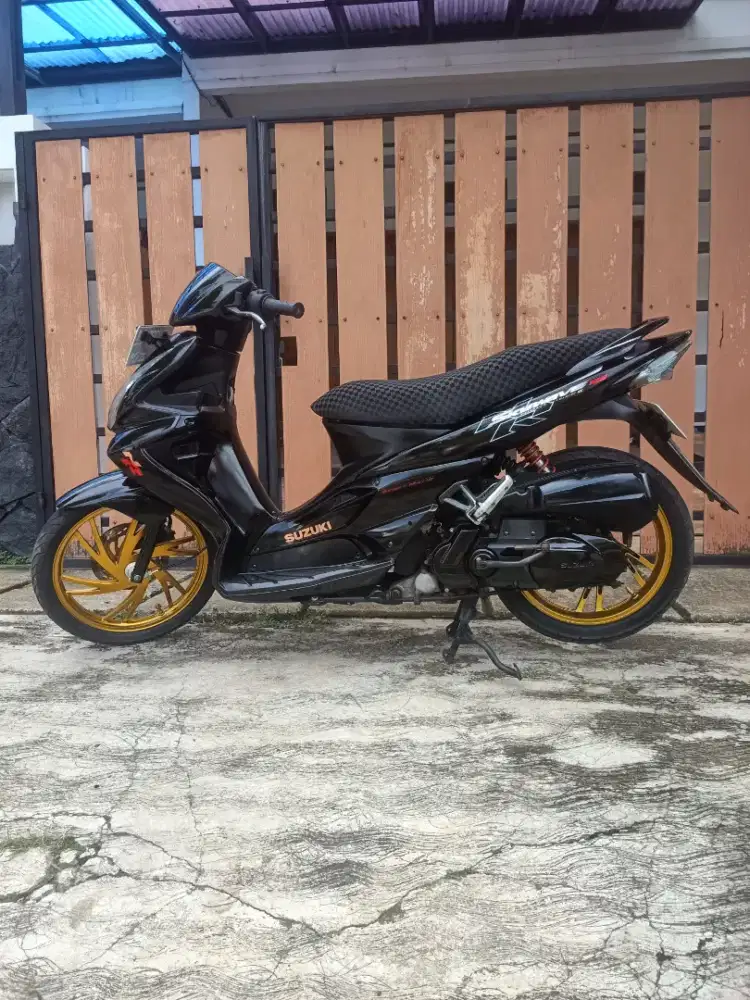 Dijual Suzuki skywave NR tahun 2008