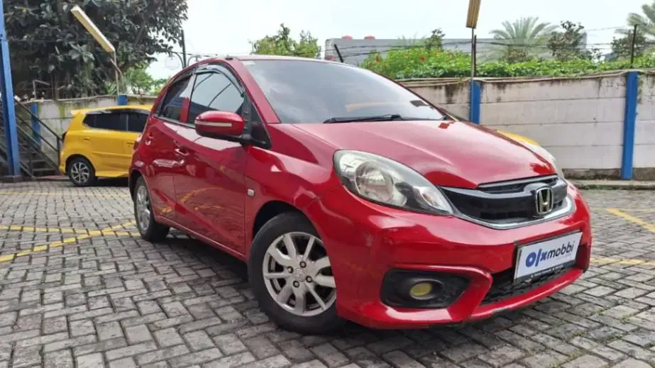 TERMURAH Honda Brio Satya 1.2 E Bensin-MT 2017 4OI B