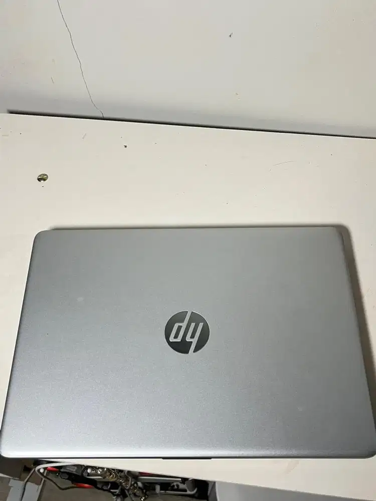Laptop HP 14s-cf0xx core i3 generasi 7