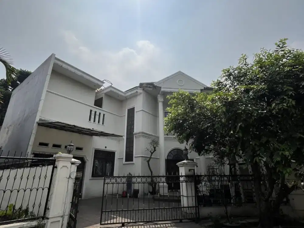 WTS Rumah Hoek Giriloka 1 BSD City Tangerang Selatan Banten