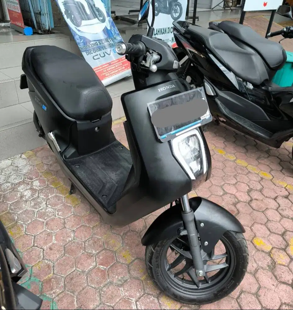 Honda EM1 e: 2024 (di bawah 100 km)