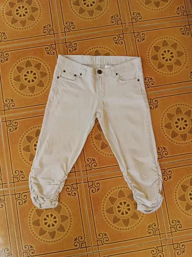 Celana Pendek Jeans Putih Kerut Brand NAK21 (Barang SGP)