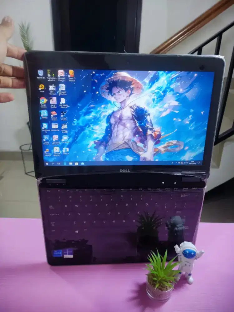 DELL LATITUDE E7240-A27  SuperSlim [RAM 8GB/SSD]