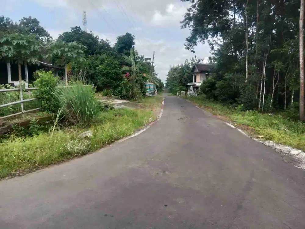 pekarangan murah 1.109m² 3 muka 17m,67m, jalan 7m  dan 17m , 1,5km dari jalan raya , tepisari polokarto :