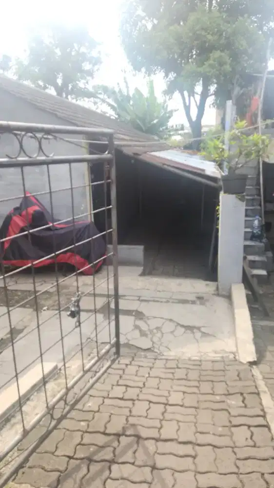 Rumah di belakang PVJ