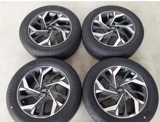 Velg dan ban Hyundai Creta