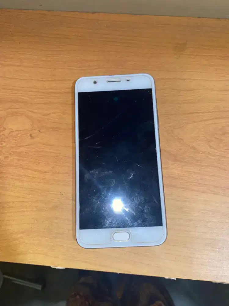 Ponsel Oppo F1s 2016