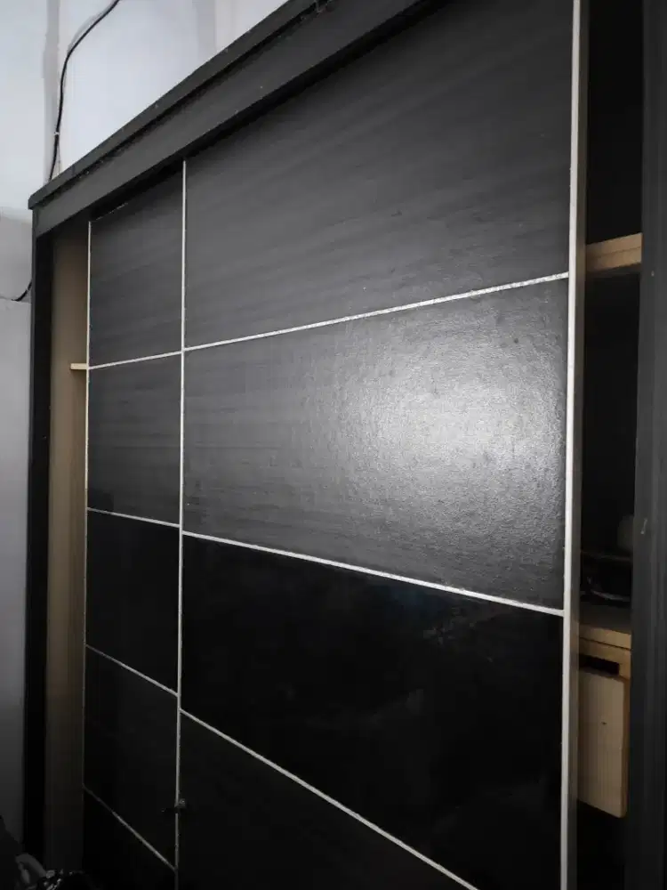 LEMARI SLIDING UK 200mx200m