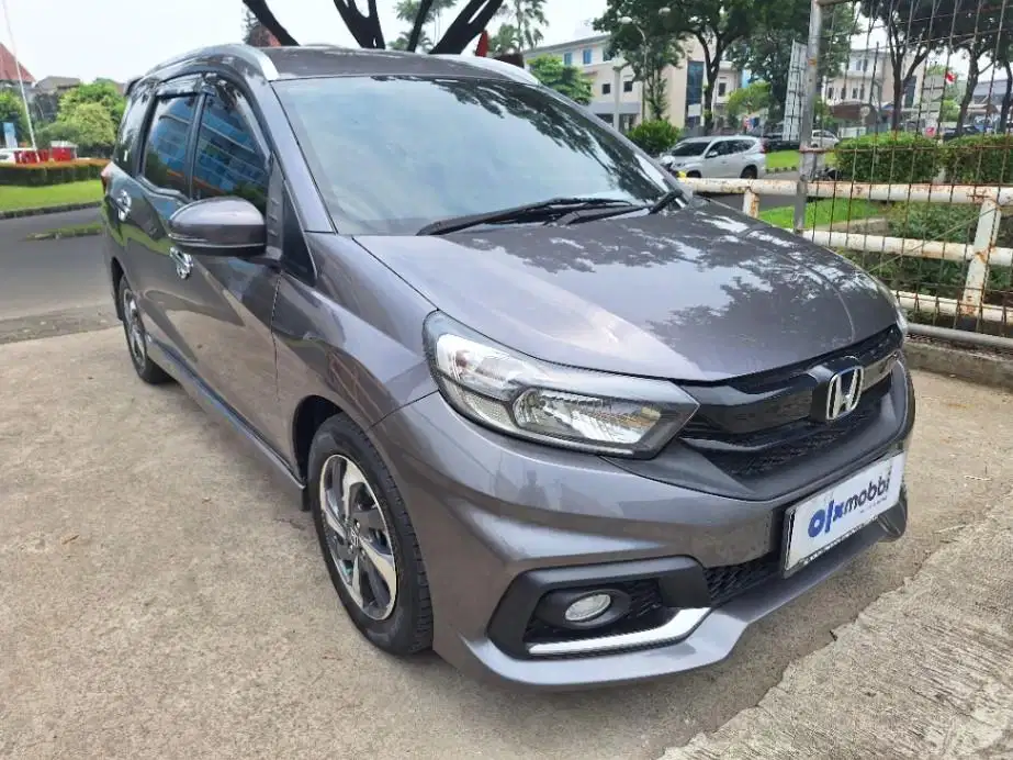 DP MURAH Honda Mobilio 1.5 RS Bensin-AT 2017 Abu CUFLB