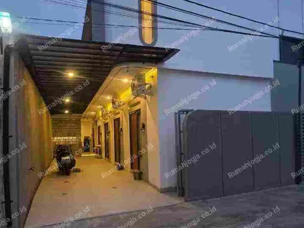 rumah kost ekskusif 10 kamar tidur dekat terminal condongcatur