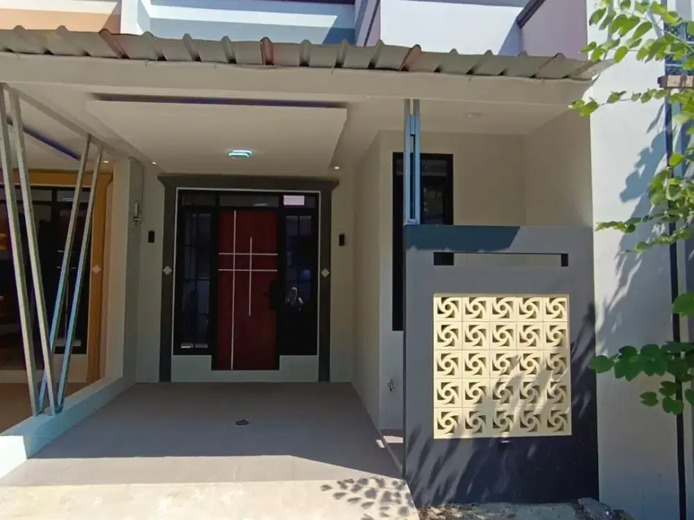 Dijual Rumah tempat strategis di Citra Indah Ciputra 7992A