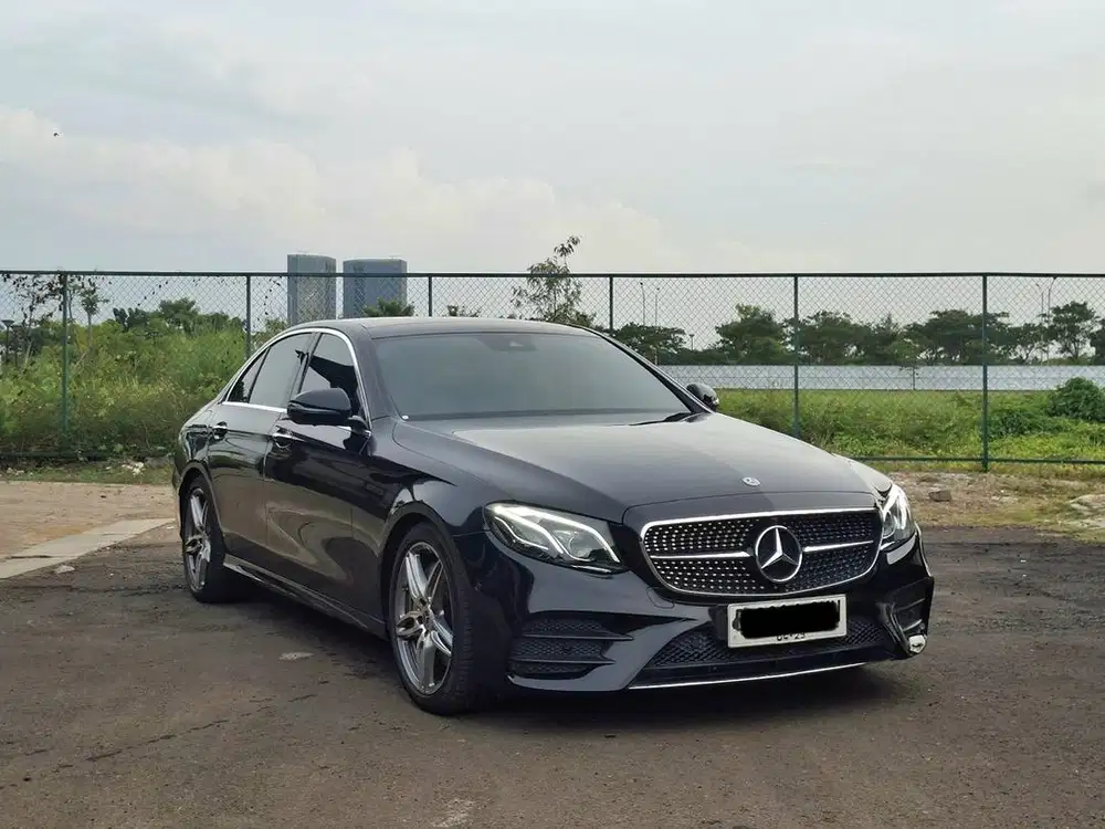 Mercedes Benz Mercy E350 AMG EQ Boost 2019 Low KM 24RB Antik