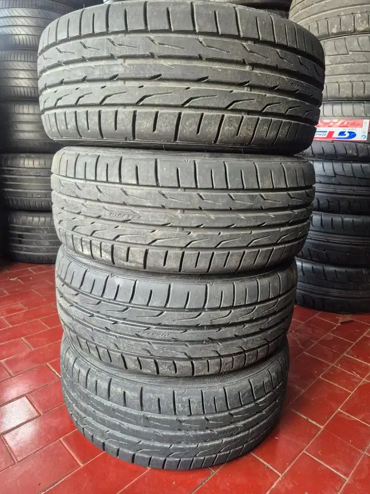 Ban copotan dunlop direza 215/45 R17 90% 2025..4pcs
