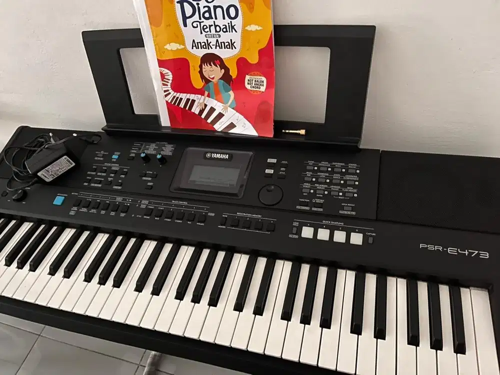 Keyboard Yamaha PSR E473