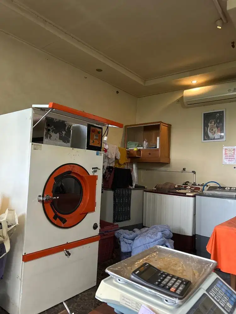 Segera di butuhkan karyawati untuk laundry  min umur 18 - 30 thn