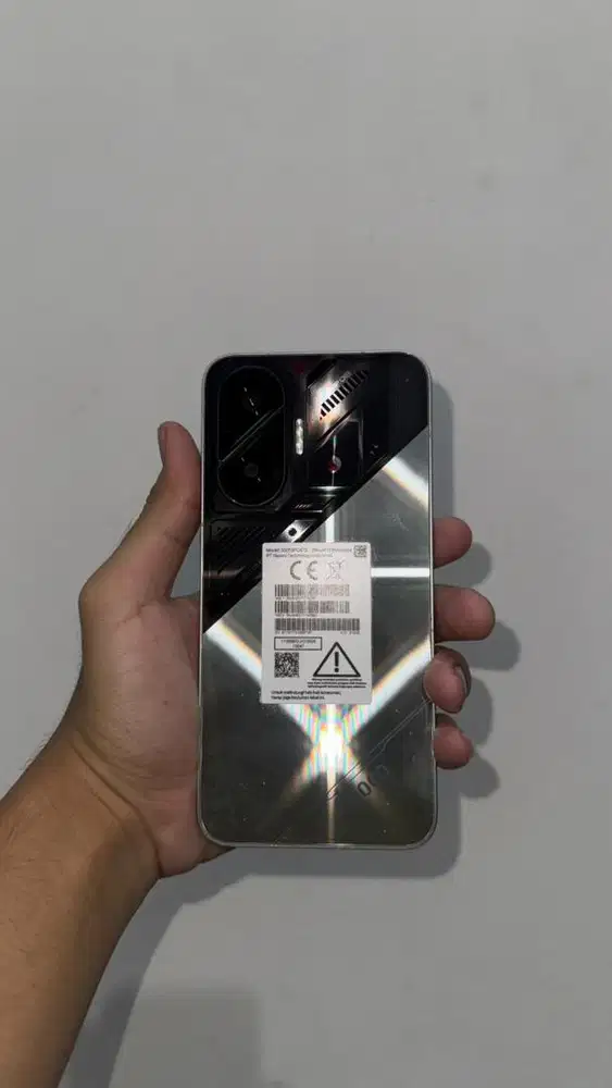 POCO F7 12/512 SILVER
