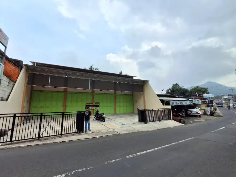 SEWA KONTRAK RUKO DEKAT PABRIK PARKIR LUAS SAMBAN