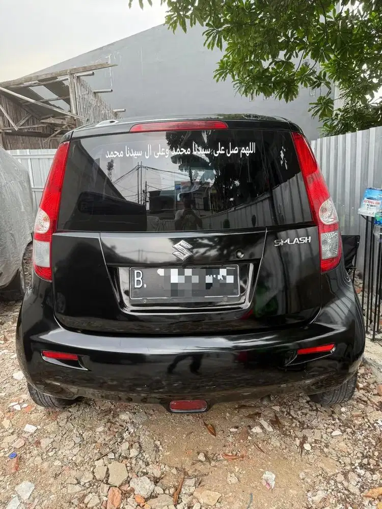 Jual santai suzuki splash 2014 Manual black color